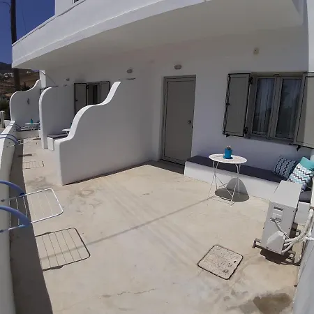 Thea Serifos 招待所