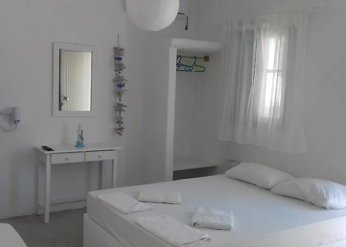 Thea Serifos 3* Livadakia